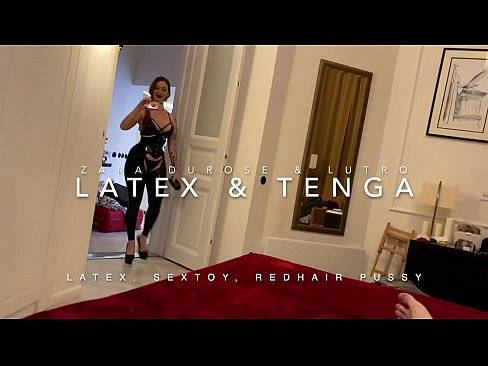 ❤️ ʻO ke kaikunāne ʻulaʻula i ka lole latex i hoʻopaʻa ʻia e ke kaikunāne Sluts ia makou